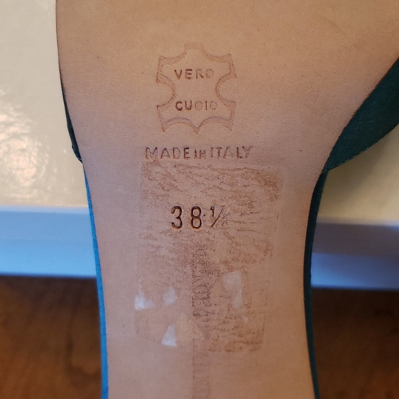 ♤ Manolo Blahnik Teal Satin Heels - Picture 7 of 8